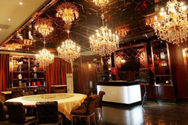 躺在太原小店，享受重庆富足按摩，全身心放松之旅！